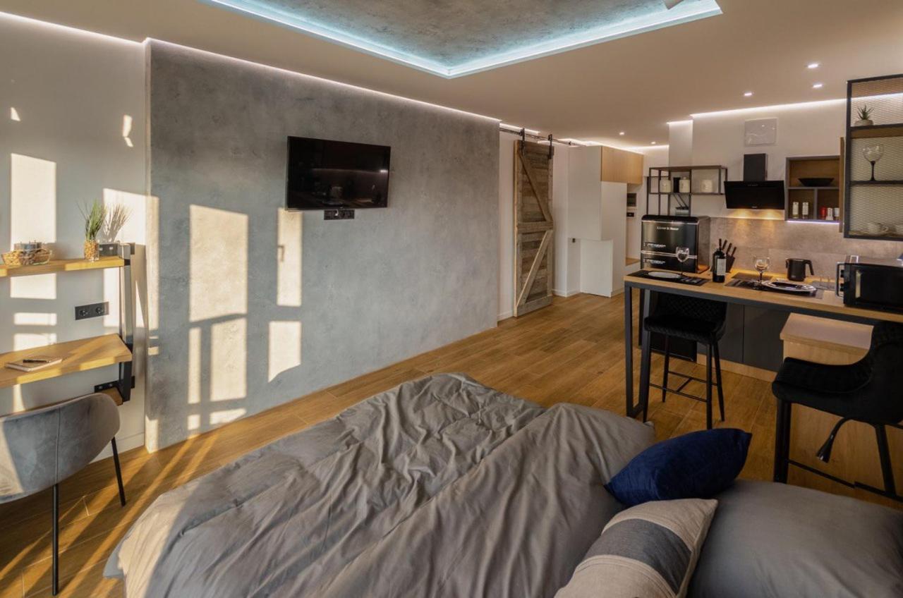 Appartamento Vip - Smart Kiev Esterno foto
