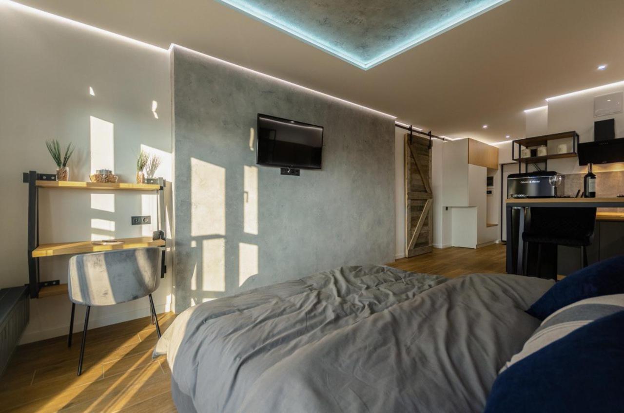 Appartamento Vip - Smart Kiev Esterno foto